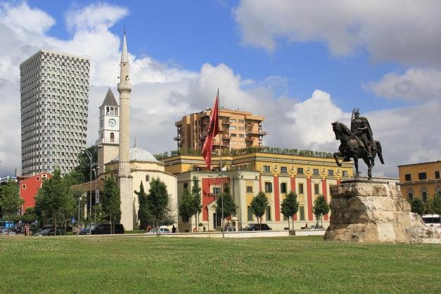 Circuit cultural in Albania