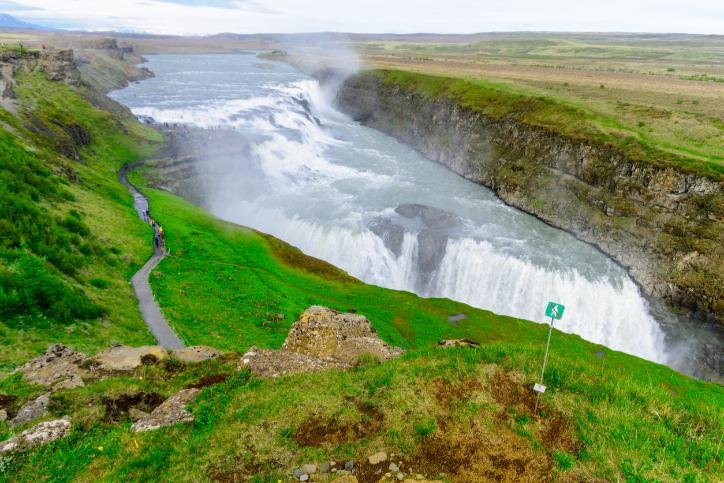 Islanda, intre foc si gheata
